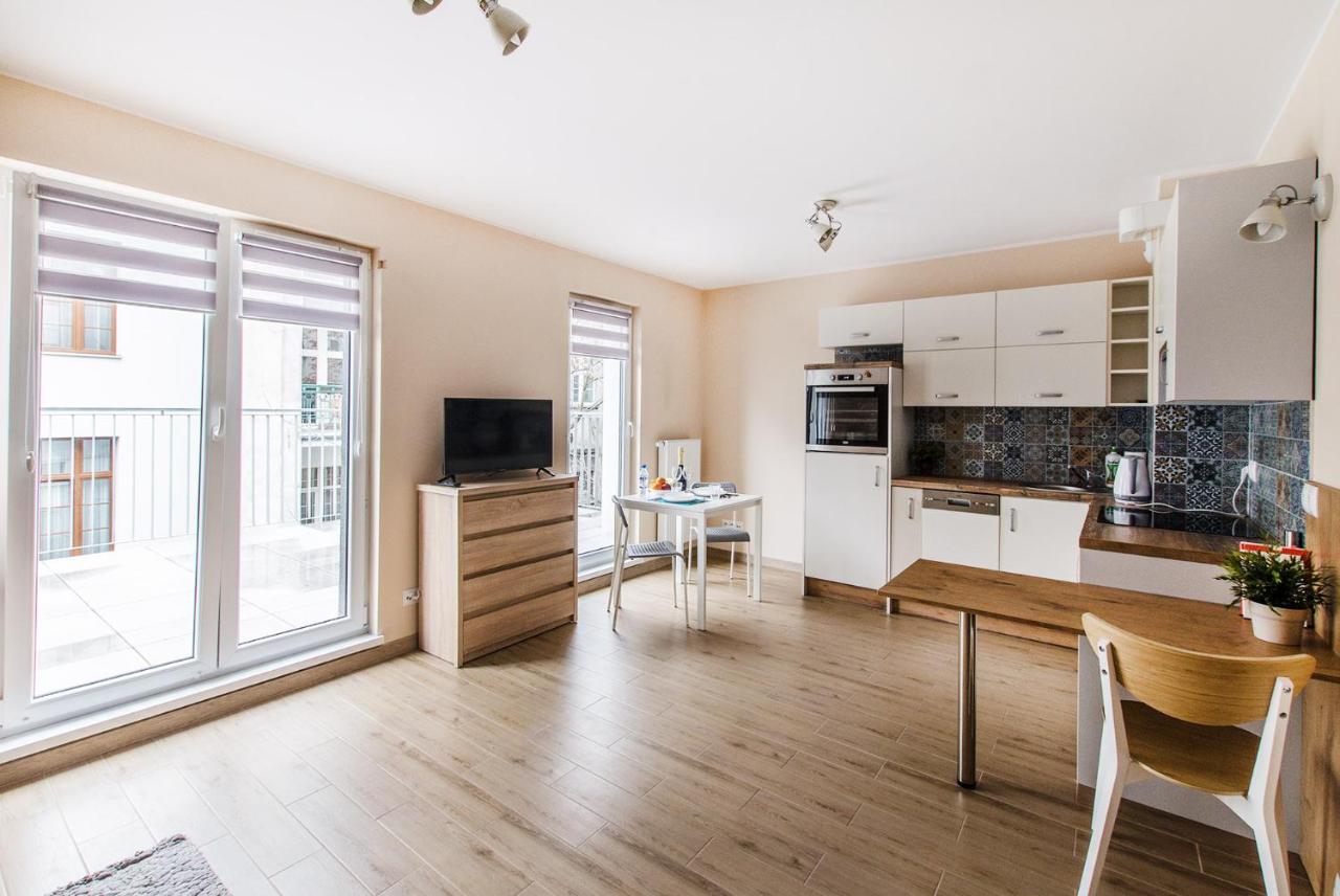 Smart Rental Management Apartments - City Center วรอตซวาฟ ภายนอก รูปภาพ