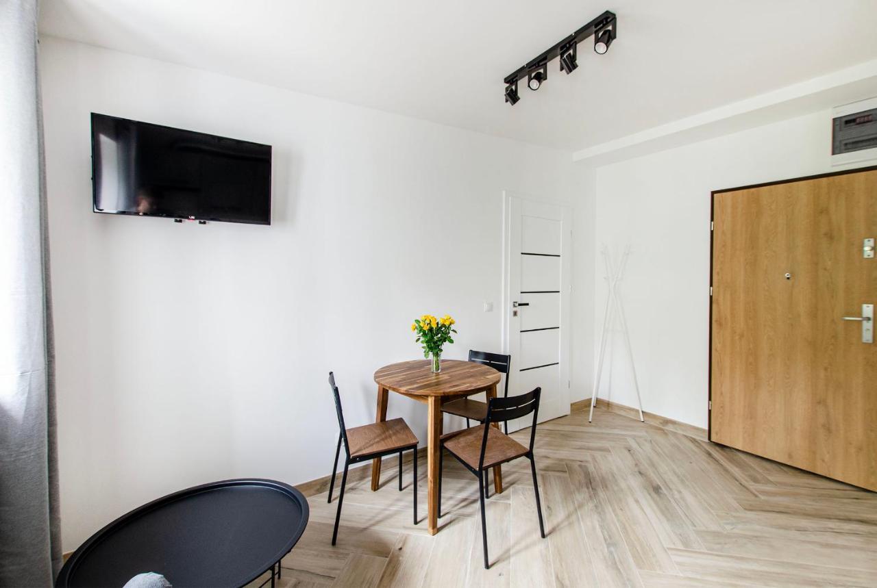 Smart Rental Management Apartments - City Center วรอตซวาฟ ภายนอก รูปภาพ